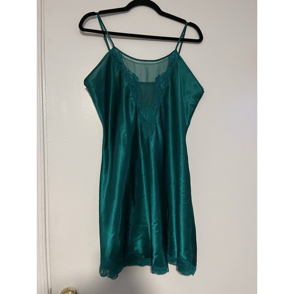 Vintage Delicate’s Emerald Green Satin silky Lace Negligee Slip Dress Nightie